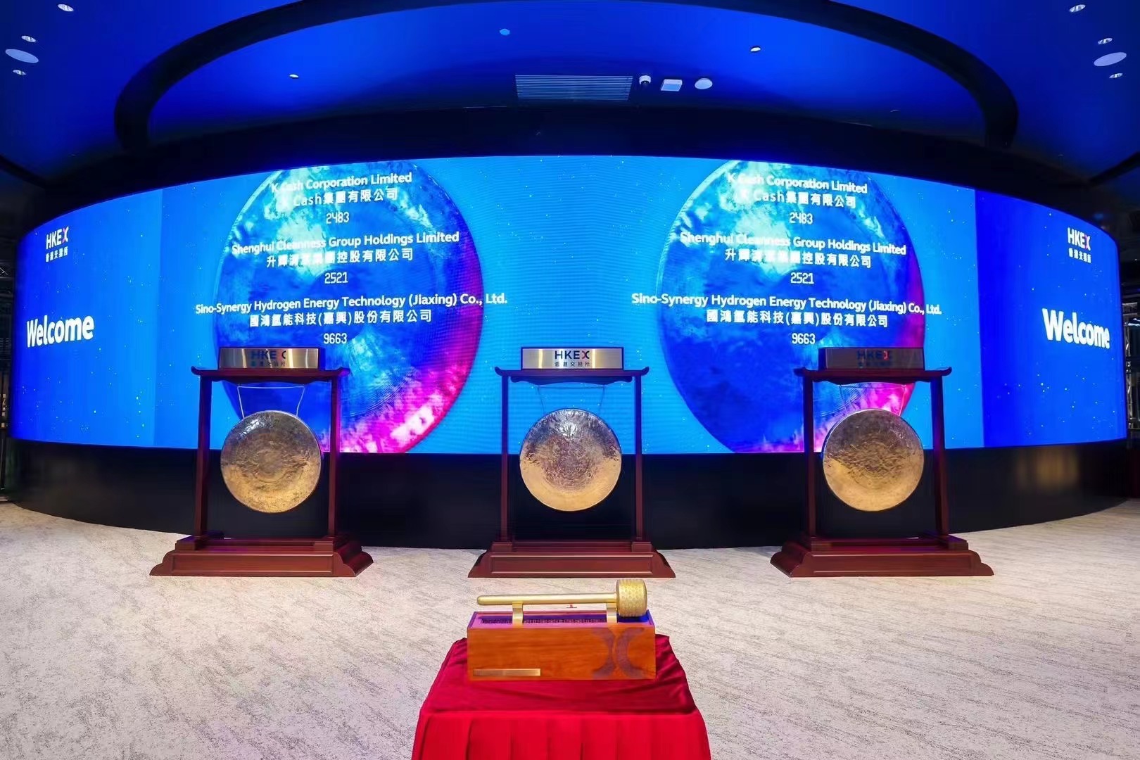 d66c8c88f0f8758e802863b21405303(1).jpg d66c8c88f0f8758e802863b21405303(1).jpg